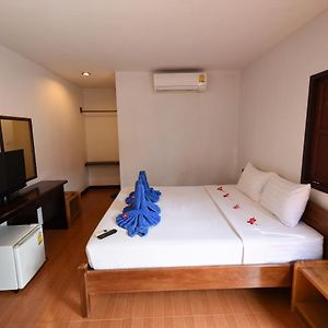 Phi Phi Twin Palms Bungalow